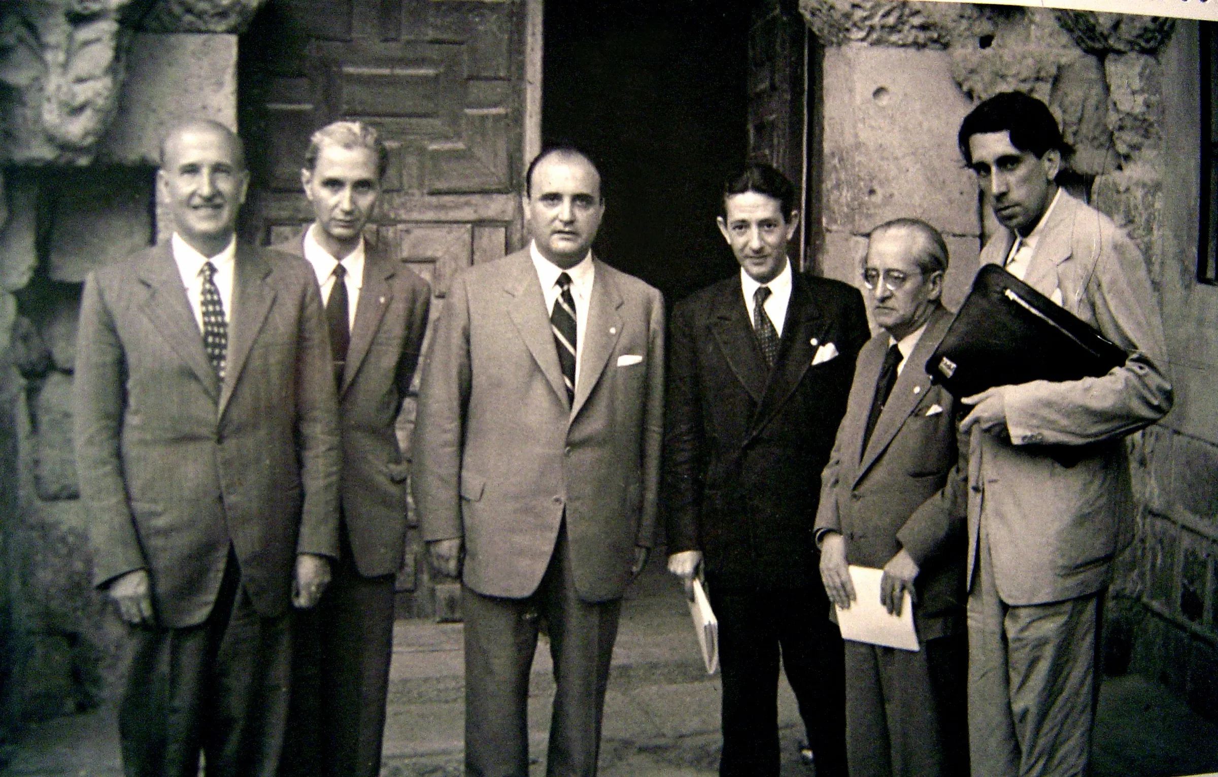 Congreso de Poesía en Segovia, junio de 1952. Aleixandre, Manent, P. Villanueva, Ridruejo, Riba…